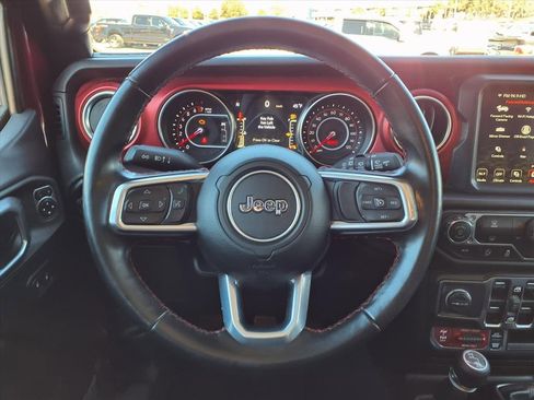 Used 2021 Jeep Wrangler Unlimited Rubicon w/ Dual Top Group image 35