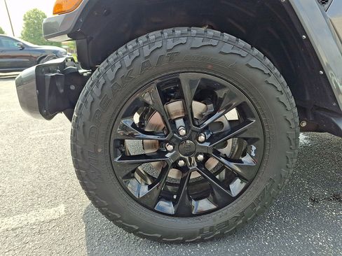 Used 2021 Jeep Gladiator Overland AWD/4WD image 29