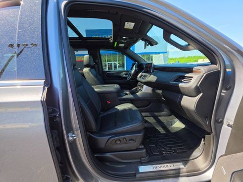 Used 2022 Chevrolet Tahoe LT AWD/4WD image 13