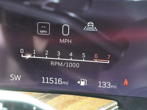 Used 2025 Cadillac Escalade Sport Platinum w/ LPO, ONYX Package AWD/4WD image 32