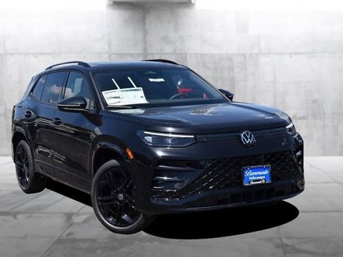 New 2026 Volkswagen Tiguan SE R-Line AWD/4WD image 2