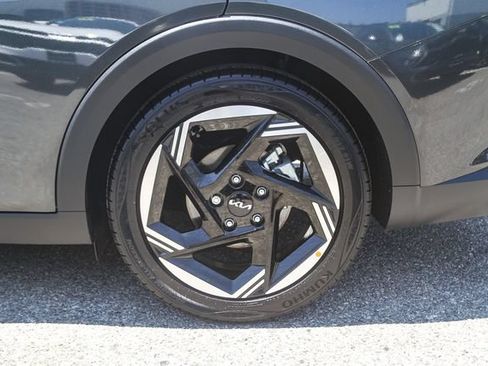 Certified 2025 Kia K4 GT-Line Turbo FWD image 10