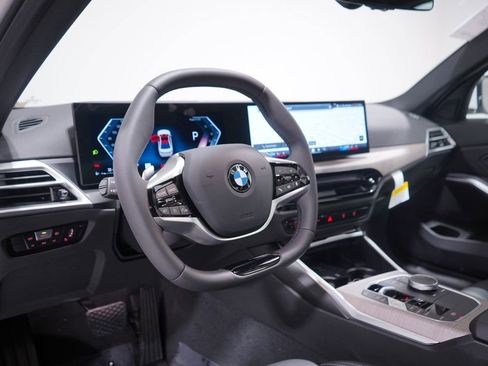 Used 2025 BMW 330i Sedan RWD image 6