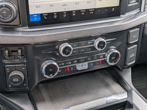 Certified 2025 Ford F350 Platinum AWD/4WD image 25