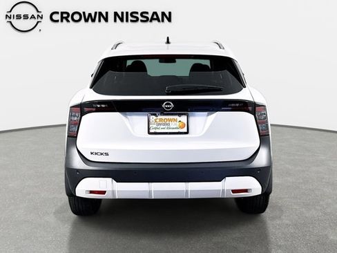 Certified 2026 Nissan Kicks SV FWD image 7