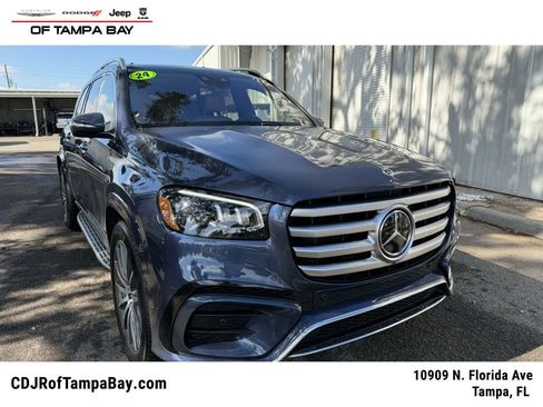 Used 2024 Mercedes-Benz GLS 580 GLS 580 image 1