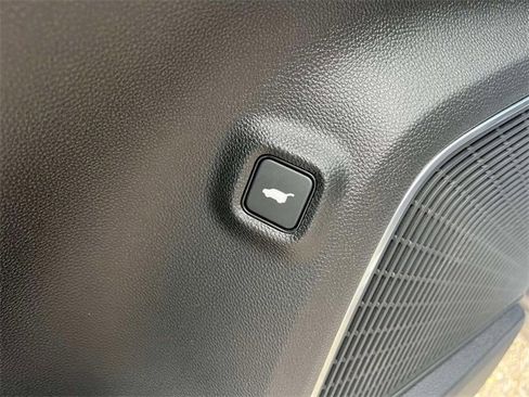 Used 2023 Acura MDX A-Spec image 19