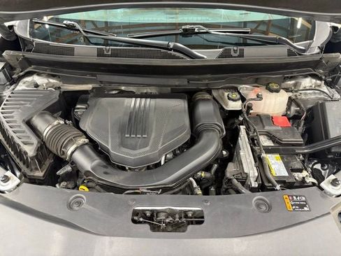 Used 2025 Buick Enclave Preferred AWD/4WD image 28