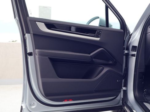 New 2026 Porsche Cayenne AWD/4WD image 14