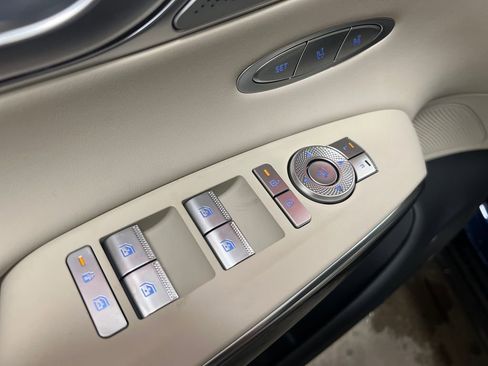 New 2026 Genesis GV70 3.5T Sport Prestige AWD/4WD image 11
