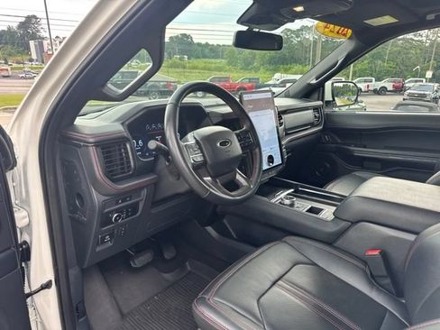 Used 2024 Ford Expedition Max Limited RWD image 10