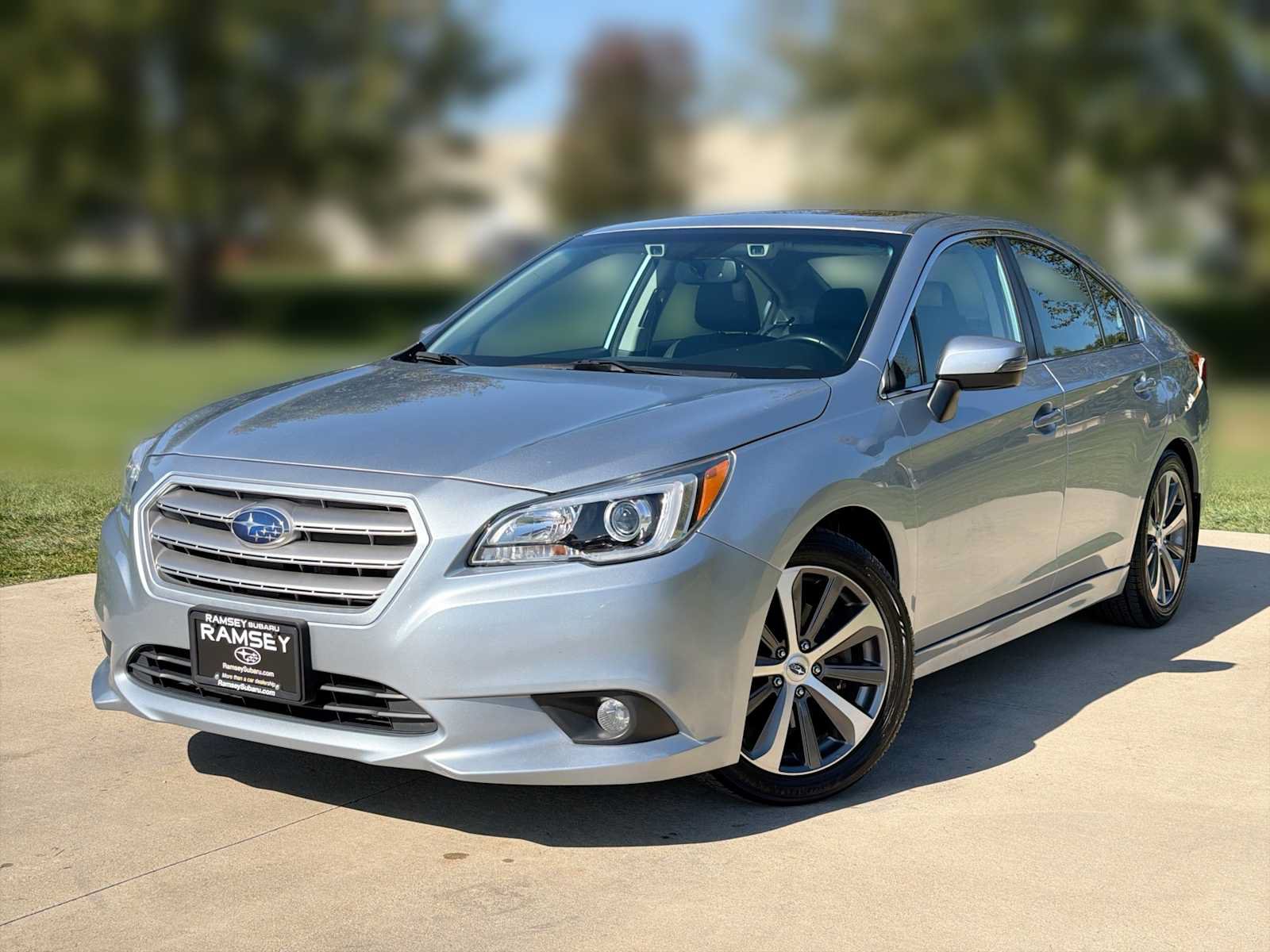 Used 2016 Subaru Legacy 3.6R Limited AWD/4WD image 1