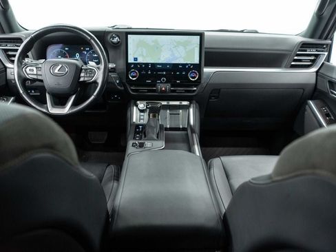 Used 2024 Lexus GX 550 AWD/4WD image 8