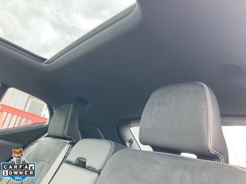 Used 2022 Volvo XC40 P8 Recharge Plus AWD/4WD image 35