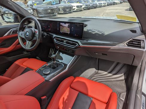 Used 2024 BMW M4 Coupe w/ Executive Package image 38