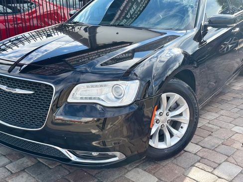 Used 2015 Chrysler 300 Limited w/ 300 Premium Group image 26