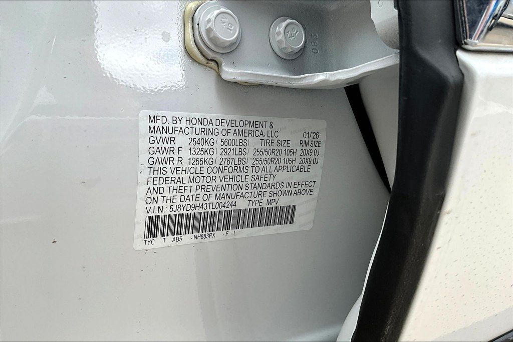 Certified 2026 Acura MDX w/ Technology Package FWD image 13