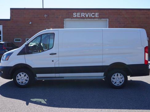 Used 2025 Ford Transit 250 Low Roof w/ Exterior Upgrade Package RWD image 2