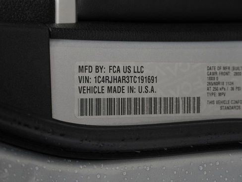 New 2026 Jeep Grand Cherokee Altitude image 39