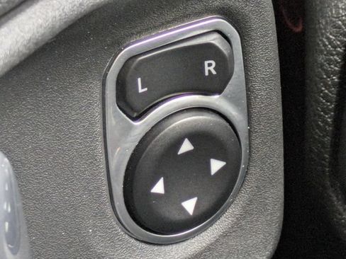 Used 2021 Jeep Gladiator Sport AWD/4WD image 24