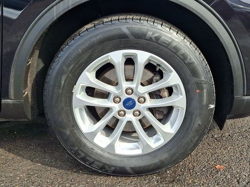 Used 2022 Ford Escape SE image 9