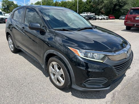 Used 2019 Honda HR-V LX image 3