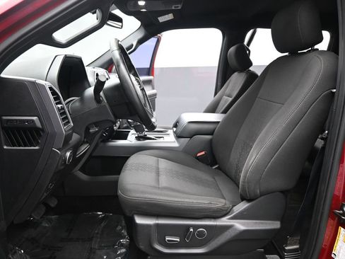 Used 2018 Ford F150 XLT w/ Equipment Group 302A Luxury image 9