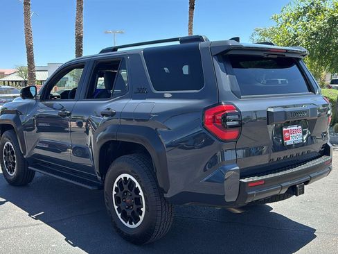 Used 2025 Toyota 4Runner TRD Off-Road Premium w/ Tow Technology Package AWD/4WD image 5