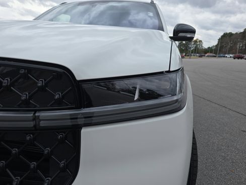 New 2025 Lincoln Navigator L Reserve w/ Jet Appearance Package image 33