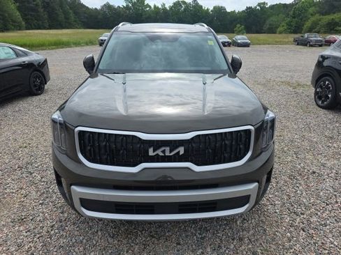 Certified 2025 Kia Telluride EX FWD image 2