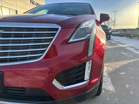 Used 2019 Cadillac XT5 Platinum image 11