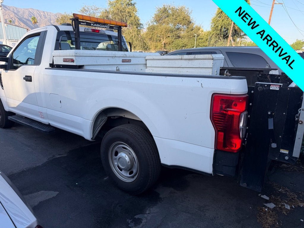 Used 2021 Ford F250 XL w/ Power Equipment Group RWD image 4