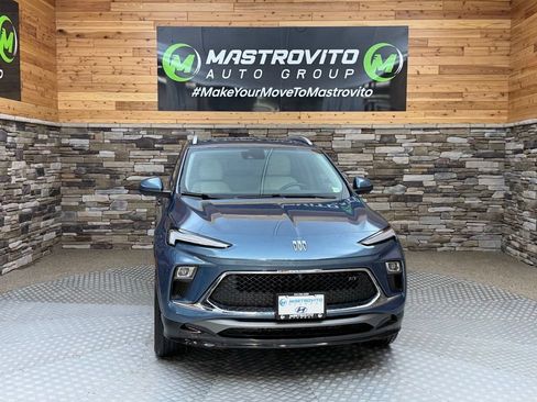 Used 2024 Buick Encore GX Sport Touring w/ Advanced Technology Package AWD/4WD image 3
