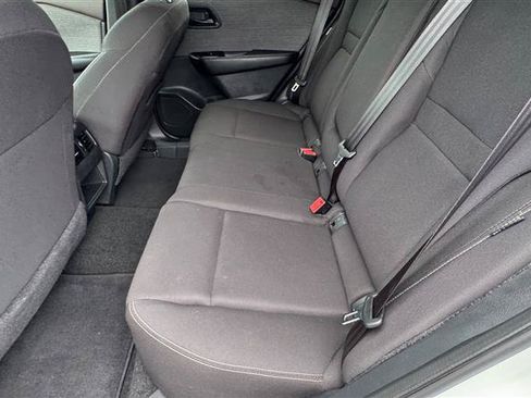 Used 2023 Nissan Rogue S AWD/4WD image 36