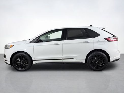 Used 2024 Ford Edge SE w/ Black Appearance Package AWD/4WD image 6