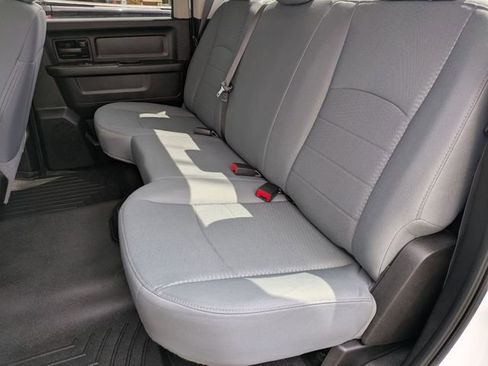 Certified 2019 RAM 1500 Express w/ Express Value Package AWD/4WD image 23