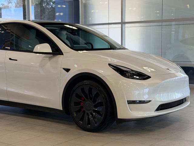 Used 2023 Tesla Model Y Performance AWD/4WD image 5