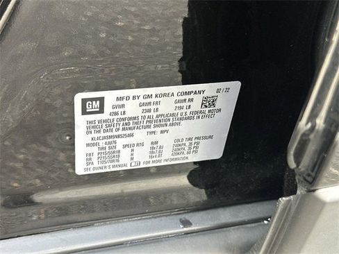 Used 2022 Buick Encore Preferred w/ Safety Package image 32