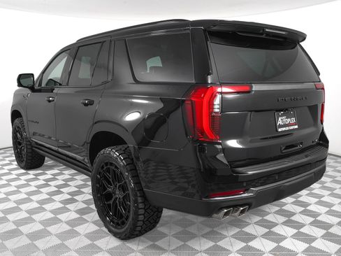 Used 2026 GMC Yukon Denali Ultimate AWD/4WD image 8