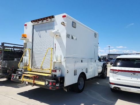 Used 2012 Ford F550 4x4 Regular Cab Super Duty w/ Payload Upgrade Pkg image 3