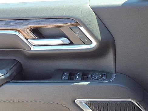 Used 2024 Chevrolet Silverado 2500 LT RWD image 16
