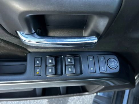 Used 2017 Chevrolet Silverado 1500 LT w/ All Star Edition image 24