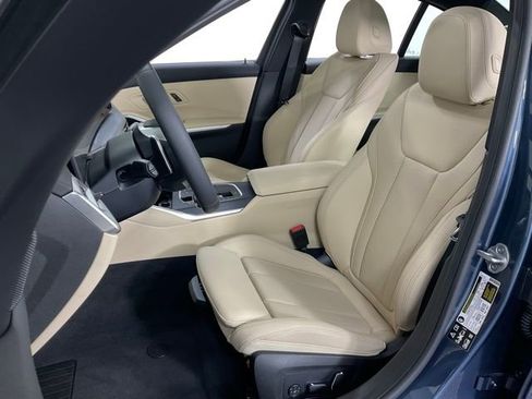 Certified 2025 BMW 330i xDrive Sedan w/ Premium Package AWD/4WD image 29