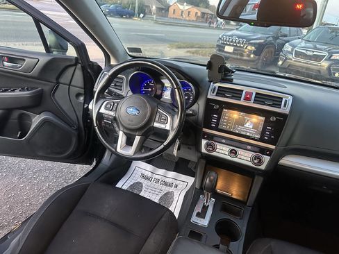 Used 2015 Subaru Legacy 2.5i Premium image 8