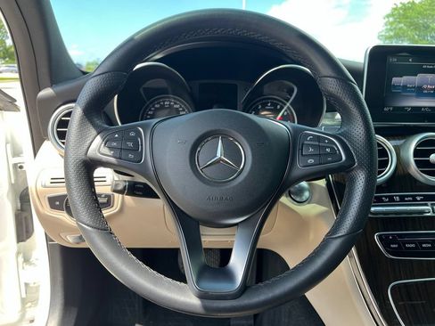 Used 2018 Mercedes-Benz C 300 4MATIC Sedan image 32
