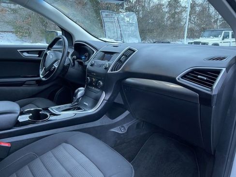 Used 2018 Ford Edge SEL w/ Ford Safe & Smart Package image 28