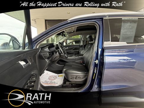 Used 2021 Hyundai Santa Fe Limited FWD image 12