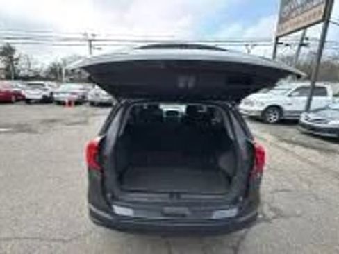 Used 2020 GMC Terrain SLE FWD image 15