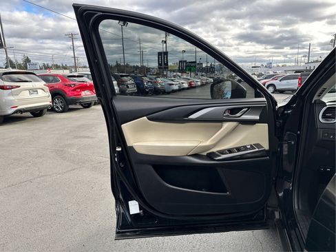Used 2019 MAZDA CX-9 Touring image 19