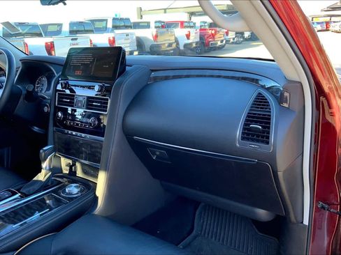 Used 2023 Nissan Armada Platinum w/ Captain's Chairs Package image 17